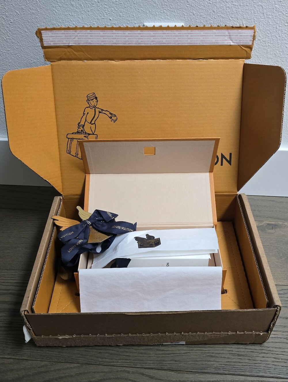 Louis Vuitton Packing & Box (from cologne purchase)